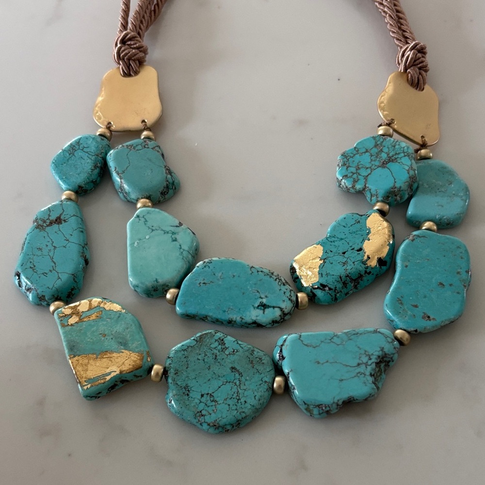 NWT Chico's Turquoise and Gold Statement Necklace - Picture 4 of 5